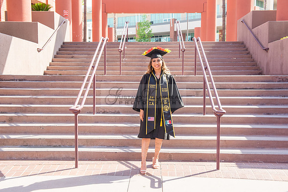 Evelyn Bernal graduation photos at California State University in Los Angeles Ca, photographer, Gustavo Villarreal