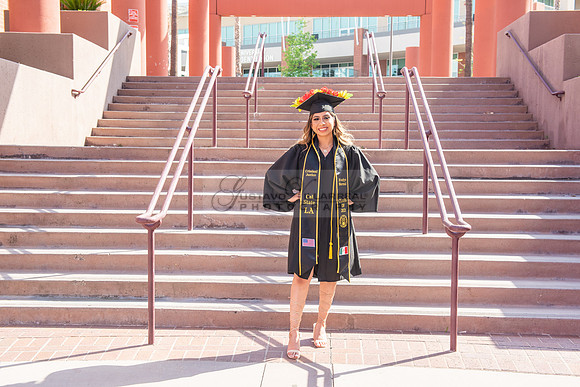 Evelyn Bernal graduation photos at California State University in Los Angeles Ca, photographer, Gustavo Villarreal