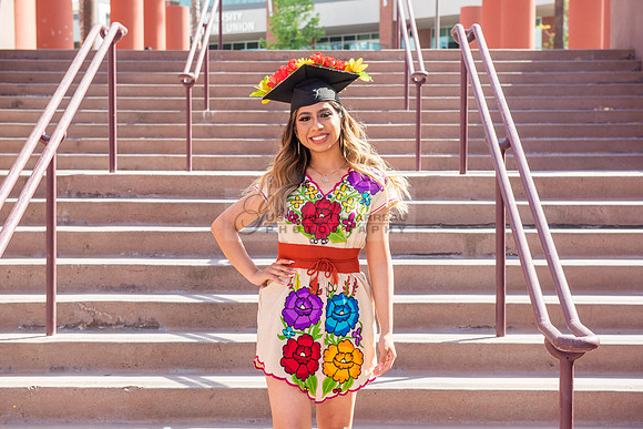 Evelyn Bernal graduation photos at California State University in Los Angeles Ca, photographer, Gustavo Villarreal