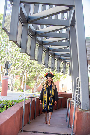 Evelyn Bernal graduation photos at California State University in Los Angeles Ca, photographer, Gustavo Villarreal