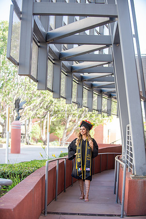 Evelyn Bernal graduation photos at California State University in Los Angeles Ca, photographer, Gustavo Villarreal