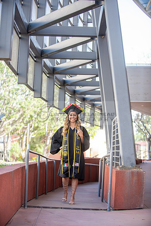 Evelyn Bernal graduation photos at California State University in Los Angeles Ca, photographer, Gustavo Villarreal