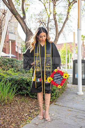 Evelyn Bernal graduation photos at California State University in Los Angeles Ca, photographer, Gustavo Villarreal