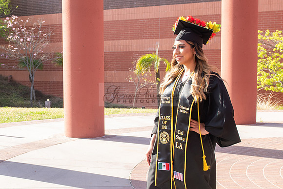 Evelyn Bernal graduation photos at California State University in Los Angeles Ca, photographer, Gustavo Villarreal