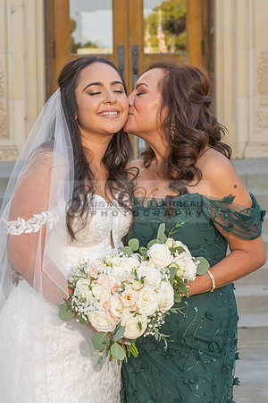 LINK-#1-Stephanie and Albert wedding photography, celebration at Sonesta Redondo Beach and Marina in Redondo Beach Ca, photographer, videographer, Gustavo Villarreal, 323-633-8283, www.gvphotoandvideo