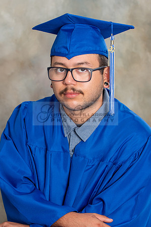 graduation photos in Whittier Ca, www.gustavovillarreal.com
