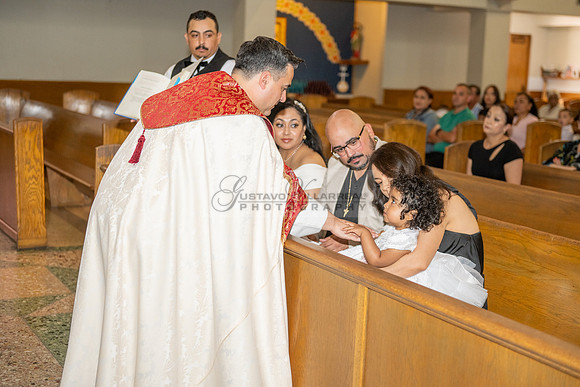 Nazareth Bautizo fotografias y videos en Whittier Ca, reception at Grand premier Banquet hall in Gardena Ca. Gustavo Villarreal photographer 323-633-8283, www.gvphotoandvideo.com