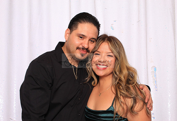 Stephanie and Albert wedding celebration, photo booth in Redondo Beach Ca, Gustavo Villarreal Photography, 323-633-8283, www.gvphotoandvideo.com