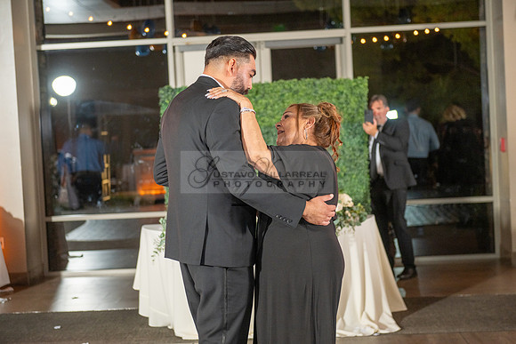 Alberto y Lourdes wedding celebration, photographer, videographer at Rio Hondo country Club in Downey Ca. Gustavo Villarreal photography, 323-633-8283, www.gvphotoandvideo.com