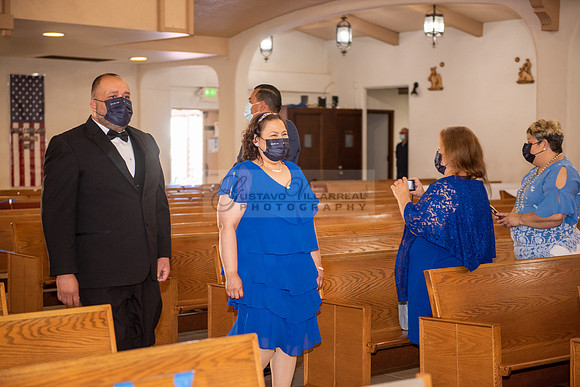 Gloria and Marco wedding celebration at Our Lady of Perpetual Church in Whittier Ca, photography by Gustavo Villarreal photography 323-633-8283