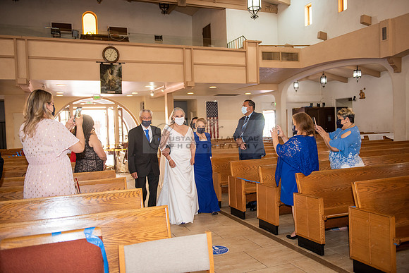 Gloria and Marco wedding celebration at Our Lady of Perpetual Church in Whittier Ca, photography by Gustavo Villarreal photography 323-633-8283
