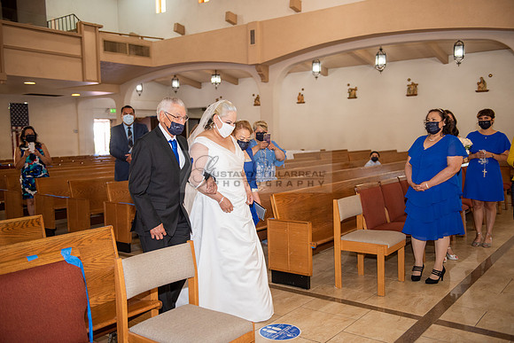 Gloria and Marco wedding celebration at Our Lady of Perpetual Church in Whittier Ca, photography by Gustavo Villarreal photography 323-633-8283