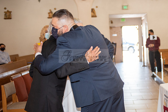 Gloria and Marco wedding celebration at Our Lady of Perpetual Church in Whittier Ca, photography by Gustavo Villarreal photography 323-633-8283