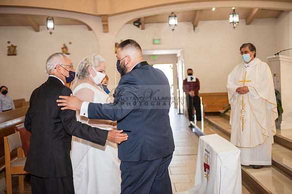 Gloria and Marco wedding celebration at Our Lady of Perpetual Church in Whittier Ca, photography by Gustavo Villarreal photography 323-633-8283
