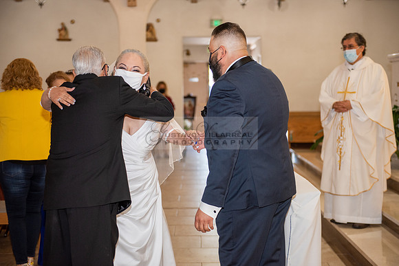 Gloria and Marco wedding celebration at Our Lady of Perpetual Church in Whittier Ca, photography by Gustavo Villarreal photography 323-633-8283