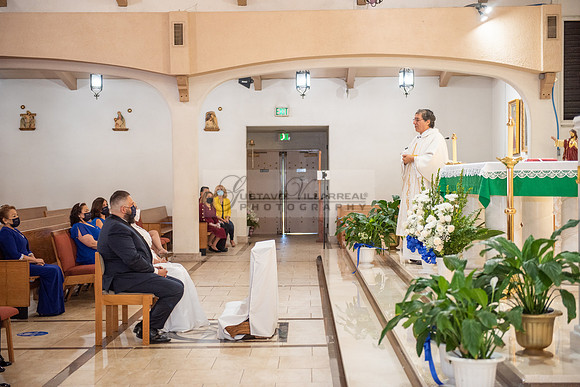 Gloria and Marco wedding celebration at Our Lady of Perpetual Church in Whittier Ca, photography by Gustavo Villarreal photography 323-633-8283
