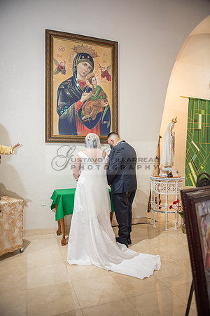 Gloria and Marco wedding celebration at Our Lady of Perpetual Church in Whittier Ca, photography by Gustavo Villarreal photography 323-633-8283