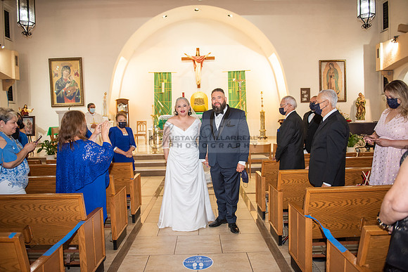 Gloria and Marco wedding celebration at Our Lady of Perpetual Church in Whittier Ca, photography by Gustavo Villarreal photography 323-633-8283