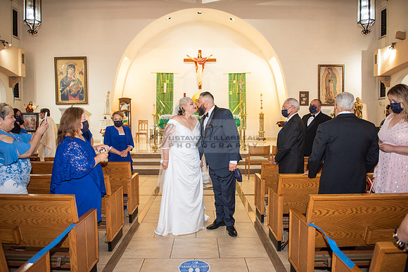 Gloria and Marco wedding celebration at Our Lady of Perpetual Church in Whittier Ca, photography by Gustavo Villarreal photography 323-633-8283