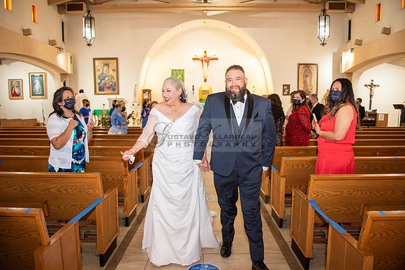 Gloria and Marco wedding celebration at Our Lady of Perpetual Church in Whittier Ca, photography by Gustavo Villarreal photography 323-633-8283