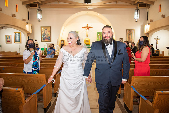 Gloria and Marco wedding celebration at Our Lady of Perpetual Church in Whittier Ca, photography by Gustavo Villarreal photography 323-633-8283