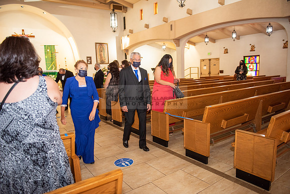 Gloria and Marco wedding celebration at Our Lady of Perpetual Church in Whittier Ca, photography by Gustavo Villarreal photography 323-633-8283