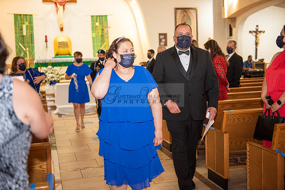 Gloria and Marco wedding celebration at Our Lady of Perpetual Church in Whittier Ca, photography by Gustavo Villarreal photography 323-633-8283