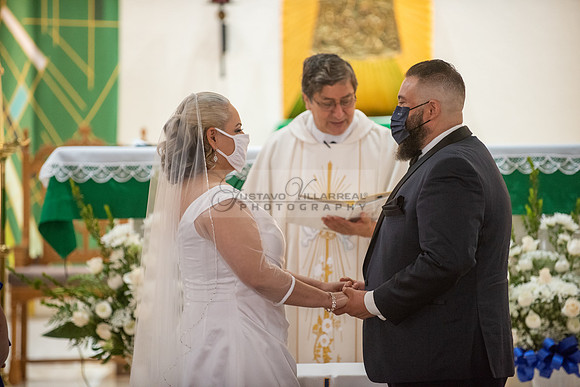 Gloria and Marco wedding celebration at Our Lady of Perpetual Church in Whittier Ca, photography by Gustavo Villarreal photography 323-633-8283