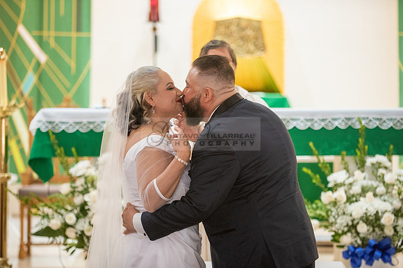 Gloria and Marco wedding celebration at Our Lady of Perpetual Church in Whittier Ca, photography by Gustavo Villarreal photography 323-633-8283