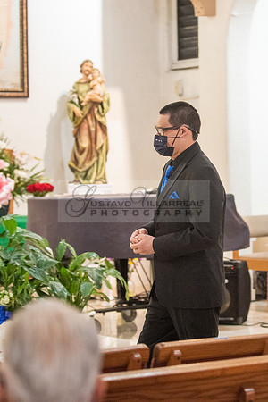 Gloria and Marco wedding celebration at Our Lady of Perpetual Church in Whittier Ca, photography by Gustavo Villarreal photography 323-633-8283