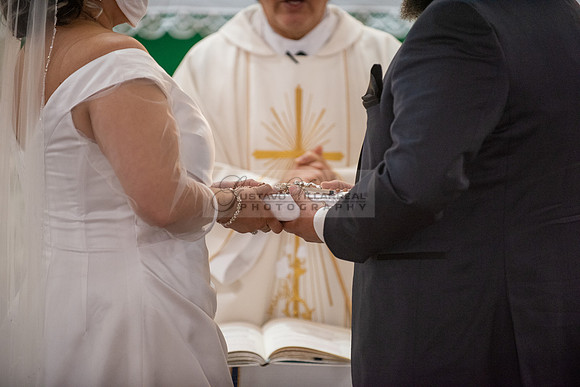 Gloria and Marco wedding celebration at Our Lady of Perpetual Church in Whittier Ca, photography by Gustavo Villarreal photography 323-633-8283