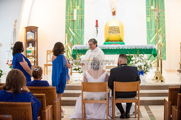 Gloria and Marco wedding celebration at Our Lady of Perpetual Church in Whittier Ca, photography by Gustavo Villarreal photography 323-633-8283