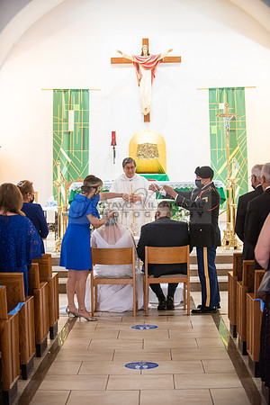 Gloria and Marco wedding celebration at Our Lady of Perpetual Church in Whittier Ca, photography by Gustavo Villarreal photography 323-633-8283