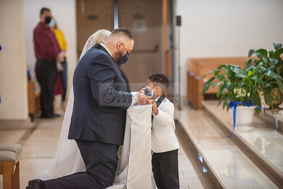 Gloria and Marco wedding celebration at Our Lady of Perpetual Church in Whittier Ca, photography by Gustavo Villarreal photography 323-633-8283