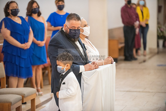 Gloria and Marco wedding celebration at Our Lady of Perpetual Church in Whittier Ca, photography by Gustavo Villarreal photography 323-633-8283