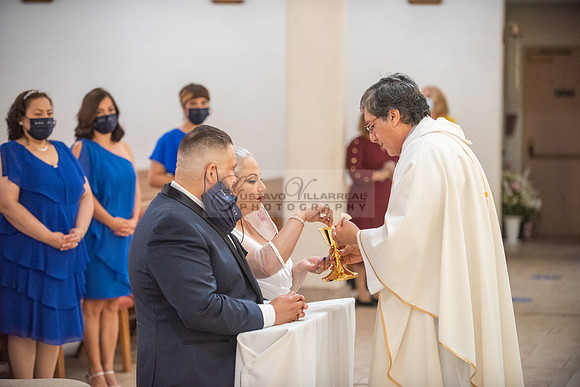 Gloria and Marco wedding celebration at Our Lady of Perpetual Church in Whittier Ca, photography by Gustavo Villarreal photography 323-633-8283