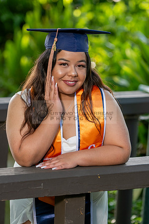 Melanie graduation photographer CSUF, California State University Fullerton, Whittier Ca, Gustavo Villarreal Photography, 323-633-8283, www.gvphotoandvideo.com