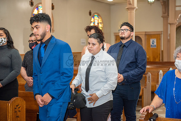 Jamilette Zavala Quinceanera celebration and ceremony at Santa Teresita Catholic Church in Los Angeles Ca, photography and videography by Gustavo Villarreal