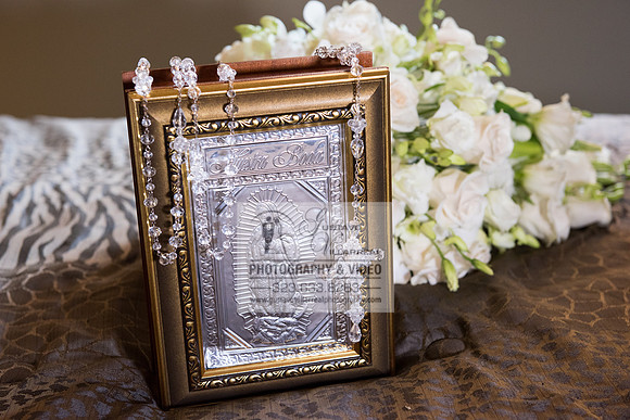 Daisy and Javier weddings, quinceañeras, sweet sixteens, anniversaries, family portraits, photography, video at casa vertigo los angeles, ceremonies at san vincent catholic church in los angeles ca, w