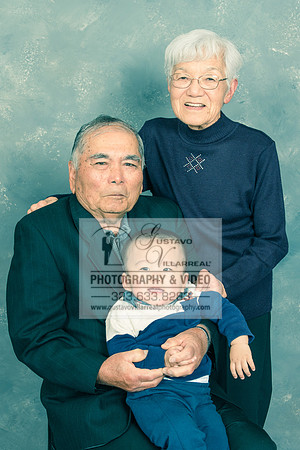 Family portraits in Montebello Ca, weddings photography and video, quinceaneras photography and video, sweet sixteens photography and video in montebello, fotografo de bodas y quinceaneras en Los Ange
