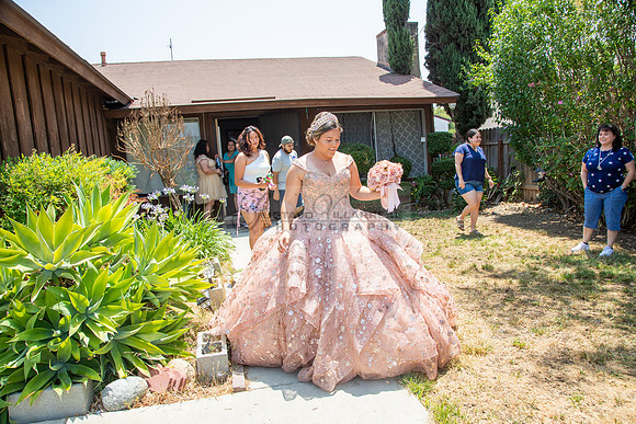 Miriam Louise quinceanera celebration at Elks Lodge of West Covina Ca, photography and videography by Gustavo Villarreal 323-633-8283