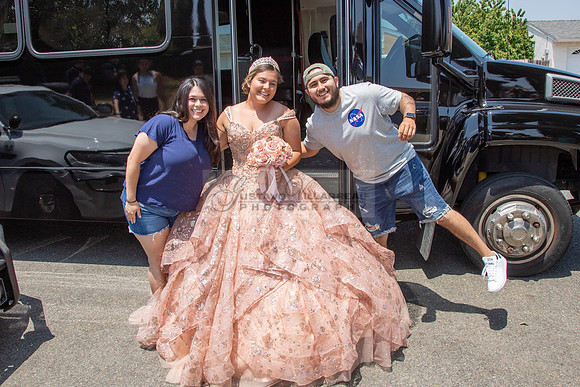 Miriam Louise quinceanera celebration at Elks Lodge of West Covina Ca, photography and videography by Gustavo Villarreal 323-633-8283