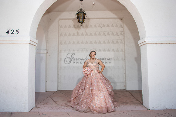 Miriam Louise quinceanera celebration at Elks Lodge of West Covina Ca, photography and videography by Gustavo Villarreal 323-633-8283
