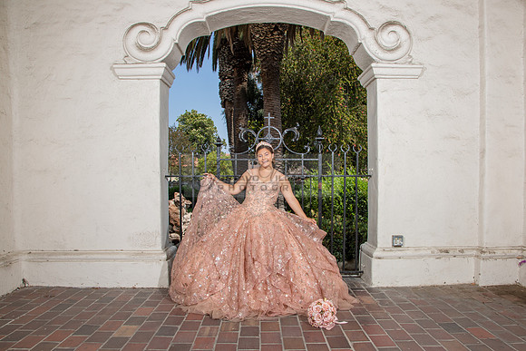 Miriam Louise quinceanera celebration at Elks Lodge of West Covina Ca, photography and videography by Gustavo Villarreal 323-633-8283