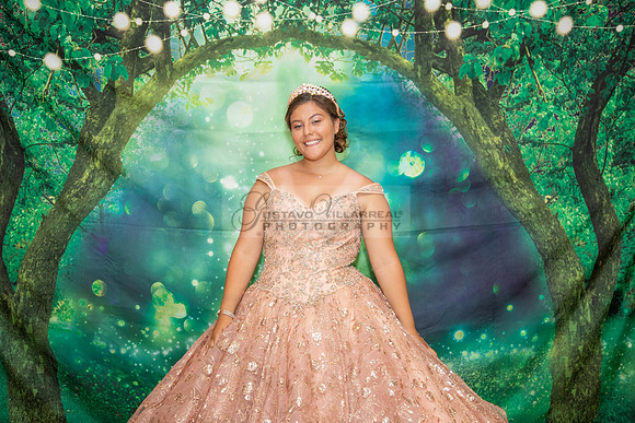 Miriam Louise quinceanera celebration at Elks Lodge of West Covina Ca, photography and videography by Gustavo Villarreal 323-633-8283