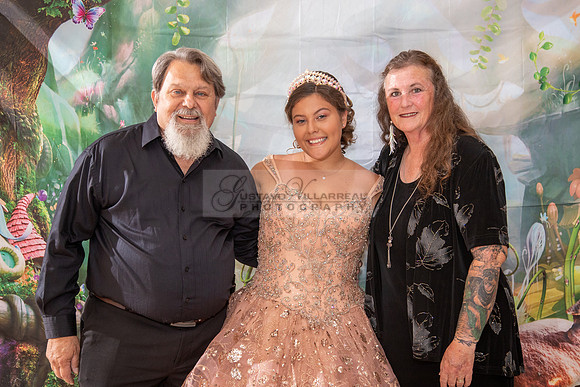 Miriam Louise quinceanera celebration at Elks Lodge of West Covina Ca, photography and videography by Gustavo Villarreal 323-633-8283