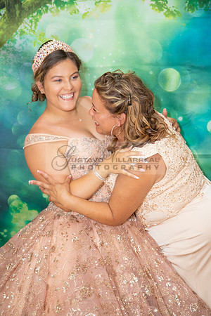 Miriam Louise quinceanera celebration at Elks Lodge of West Covina Ca, photography and videography by Gustavo Villarreal 323-633-8283