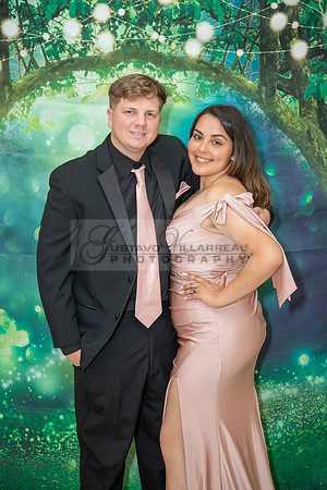 Miriam Louise quinceanera celebration at Elks Lodge of West Covina Ca, photography and videography by Gustavo Villarreal 323-633-8283