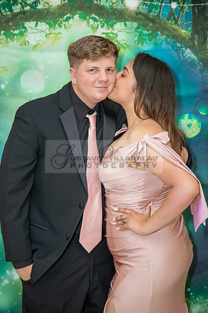 Miriam Louise quinceanera celebration at Elks Lodge of West Covina Ca, photography and videography by Gustavo Villarreal 323-633-8283