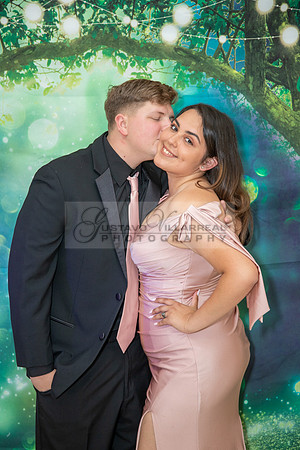 Miriam Louise quinceanera celebration at Elks Lodge of West Covina Ca, photography and videography by Gustavo Villarreal 323-633-8283